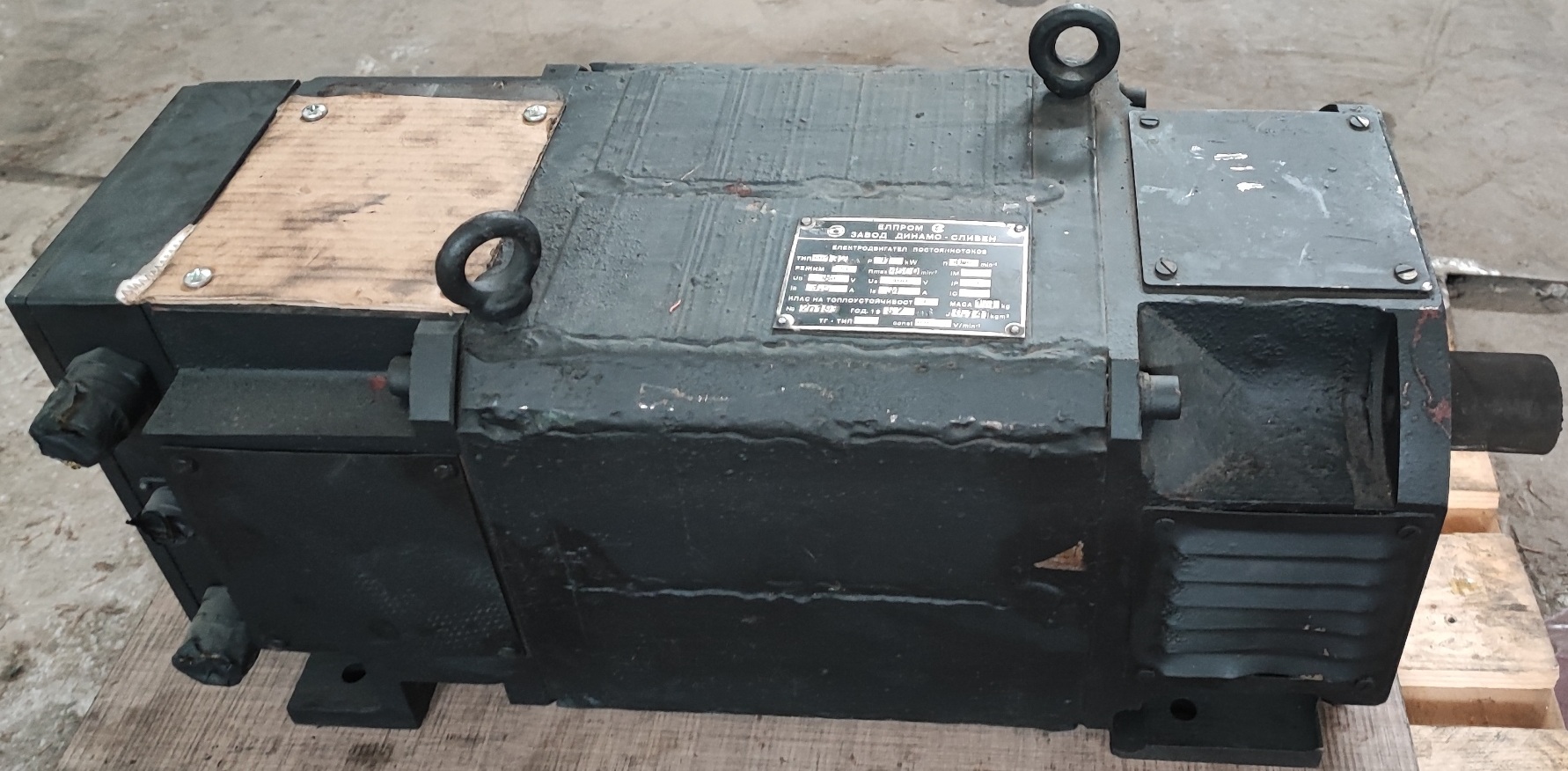 Двигател главно задвижване MP132MA 11kW Двигател главно задвижване MP132MA 11kW